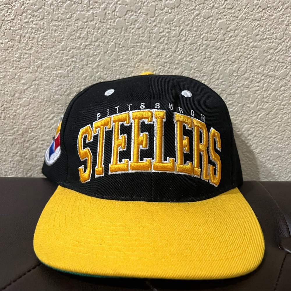 Pittsburgh Steelers Vintage Snapback CAP/HAT Officially Licensed - NEW